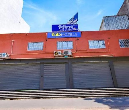 Fabhotel Nidhivan, Udhna Junction Surate Exterior foto