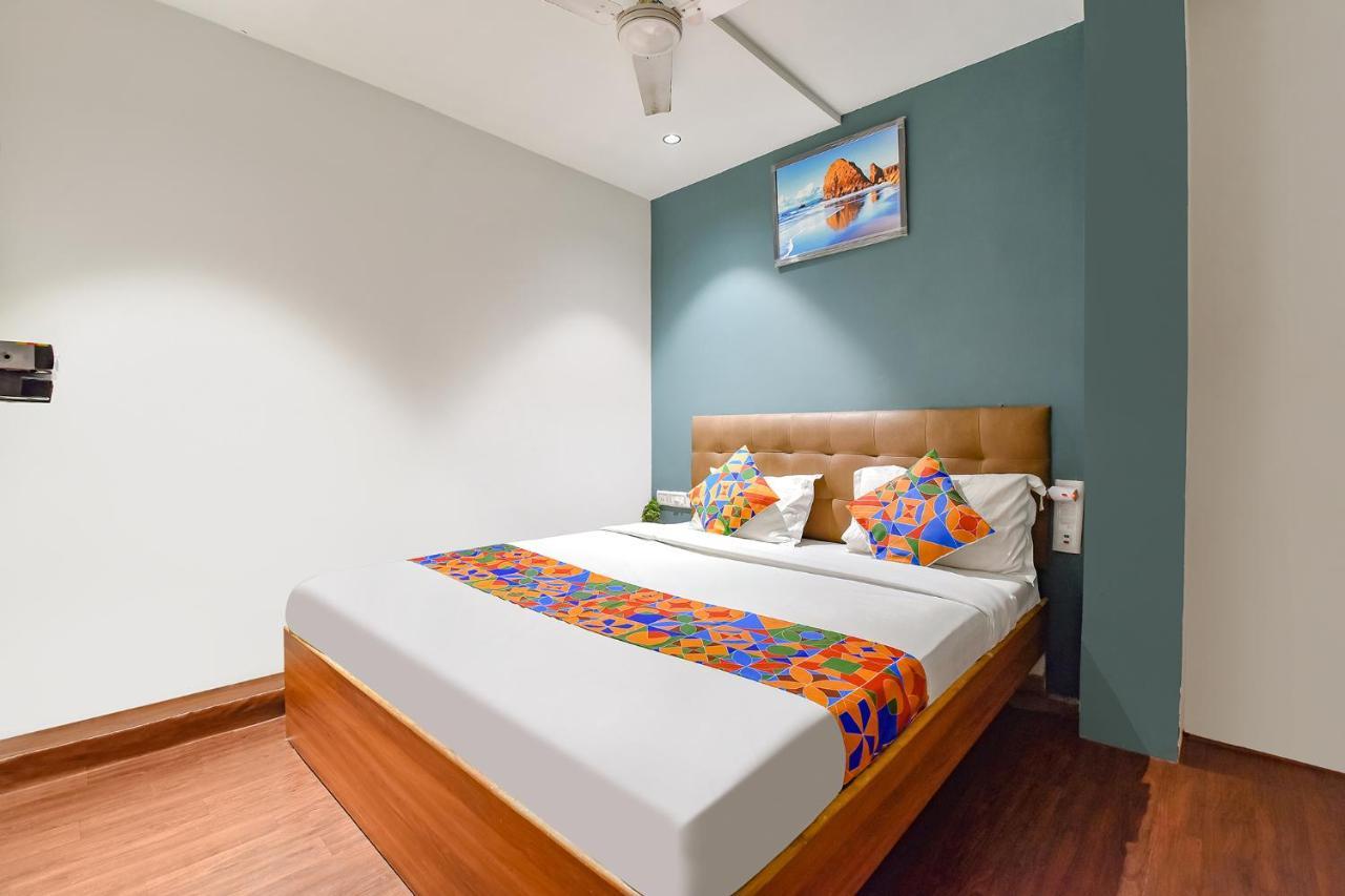 Fabhotel Nidhivan, Udhna Junction Surate Exterior foto