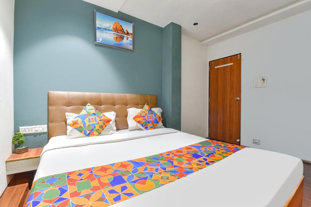 Fabhotel Nidhivan, Udhna Junction Surate Exterior foto