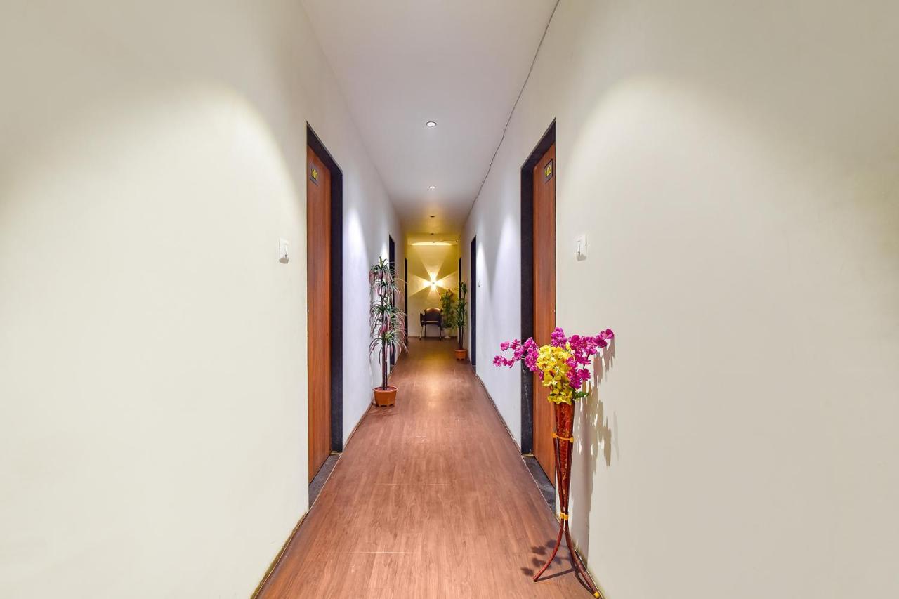 Fabhotel Nidhivan, Udhna Junction Surate Exterior foto