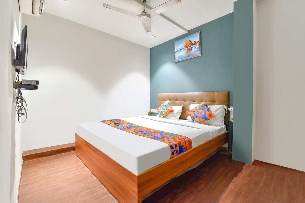 Fabhotel Nidhivan, Udhna Junction Surate Exterior foto