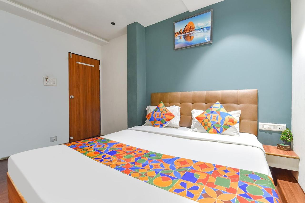 Fabhotel Nidhivan, Udhna Junction Surate Exterior foto